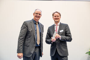 AMB - Award Gewinner Mahr Die Mahr GmbH gewinnt den AMB Award in der Kategorie Messtechnik und Qualitätssicherung