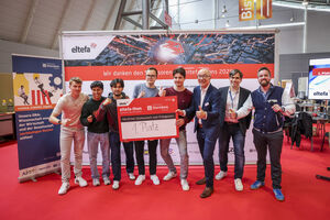 eltefa 2025: Das Gewinnerteam "smarties" beim eltefa-thon