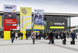 eltefa 2025: Messepiazza Eingang Ost