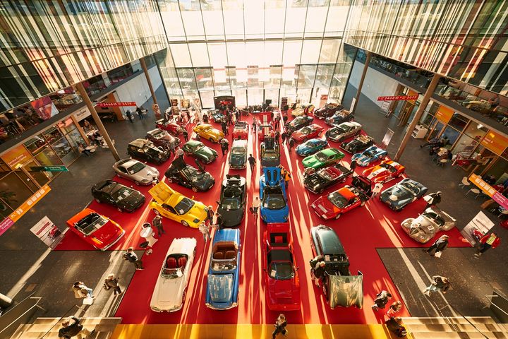 Neu in diesem Jahr auf der Familie & Heim: Die Raritätenschau! ?? Automobil-Fans, freut euch auf legendäre Oldtimer-Modelle und faszinierende Edelflitzer und erlebt einen kleinen Vorgeschmack auf die RETRO CLASSICS! ? Hier geht's zu den Tick...