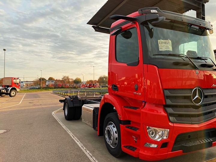 Unsere Werkfeuerwehr bekommt Nachwuchs: Florian Messe 46 - so lautet der Name des neuen Löschfahrzeugs, das letztes Jahr bestellt wurde und sich jetzt im Bau befindet. ? Florian entspricht den neuesten technischen Standards und wird voraussichtlich...