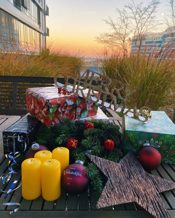 Weihnachten ist nicht mehr weit... ?? Um etwas weihnachtliche Stimmung aufkommen zu lassen und euch eine Freude zu machen, erwarten euch in den kommenden Wochen leckere Rezepte und Tutorials sowie an den Adventssonntagen jeweils ein tolles Gewinn...