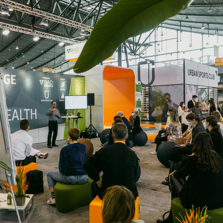 Bei uns herrscht wieder ordentlich Betrieb.🙌 Heute und morgen stellen die Zukunft Personal Süd und Corporate Health Convention innovative Ideen und Produktlösungen aus allen HR-Bereichen, wie Organisationsentwicklung, Führung oder Recruiting sowie Neuh...