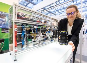 Die Wasserstoff- und Brennstoffzellentechnologien sind für die Mobilität der Zukunft und für eine klimafreundliche Wirtschaft unverzichtbar.