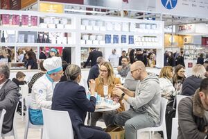 GELATISSIMO - Messe Stuttgart gelatissimo-impressionen-ausstellungsbereich-besucher