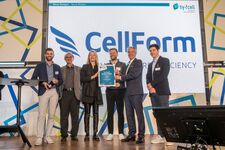 Das CellForm Team um CEO Simon Brugger bei der Preisverleihung des hy-fcell Awards 2024.
