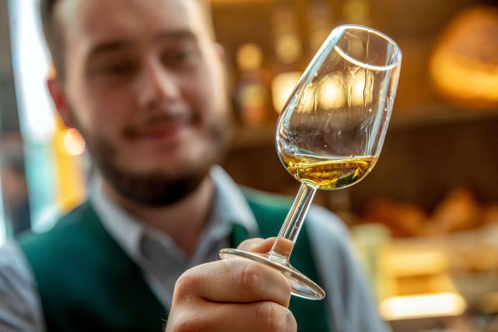 Digitale Eventformate werden und können Live-Messen nicht ersetzen, sind aber eine gute Alternative in einer herausfordernden Zeit, damit der Kontakt zueinander nicht abbricht. Deshalb unterstützen wir diesen Wissenaustausch auf der ersten #INTERGAST...