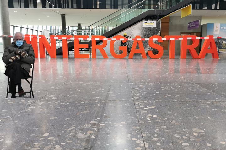 #BernieSanders bringt sich schon mal in Stellung, um der erste in der Schlange zu sein, wenn die Türen zur #Intergastra wieder geöffnet werden dürfen. Kann allerdings noch dauern. Deshalb treffen wir uns erst mal vom 8. bis 10. März virtuell auf de...