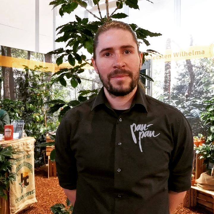 Süßes zum Kaffee kennt jeder. Panpan serviert Herzhaftes zum Heißgetränk. Warum? Das erzählt Raphael in 60 Sekunden. ?
#kaffee #coffeetime #barista #brotliebe #stuttgartcoffeesummit #dabeiseinistalles #Intergastra2020 Coffee Consulate PanPan Br...