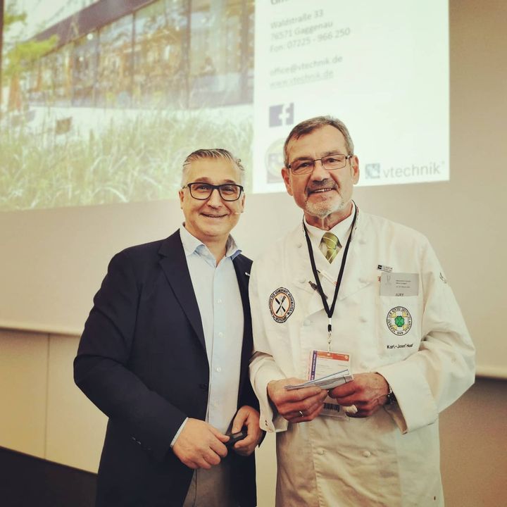 Wir wagen einen Blick in die Zukunft der GV. ? Der Verband der Köche lädt zur lädt im Rahmen der Messe zum Fachkongress Gemeinschaftsgastronomie ein.
#intergastra2020 #dabeiseinistalles Verband der Köche Deutschlands e.V. (VKD)