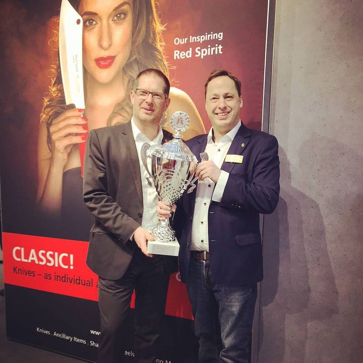 An Tag 3 geht der Social Media Pokal an die Firma Fr. Dick. Chapeau für euren Fleiß heute ???
#gewinner #SocialMediaPokal #dabeiseinistalles #Intergastra2020 #dickmesser #Messer Friedr. Dick GmbH & Co. KG