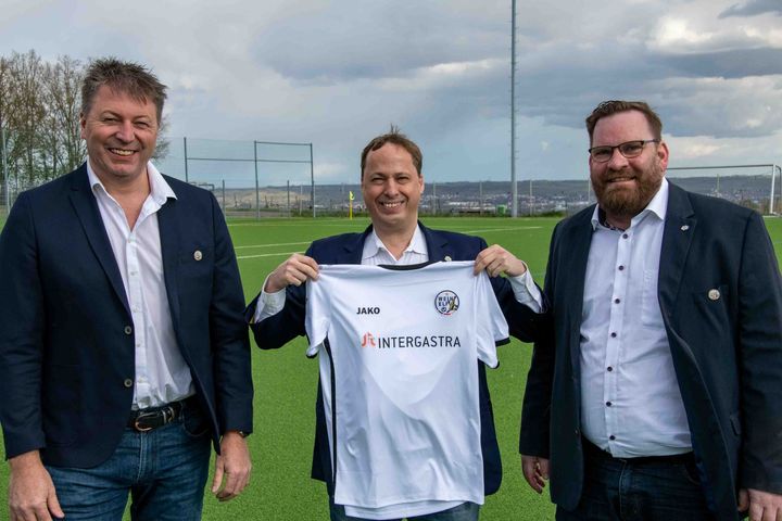 Jetzt wird's sportlich! Die Messe Stuttgart verlängert ihre Partnerschaft mit der Deutschen Fußball-Nationalmannschaft der Winzer (WEINELF DEUTSCHLAND e. V.). 🙌⚽️ Als neuer Partner unterstützen wir die Mannschaft und ihr internationales Netzwerk - schl...