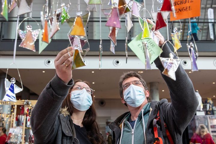 Herbstliche Messe-Highlights auf den Fildern: Nach 4 Tagen hat die KREATIV im Rahmen des Stuttgarter MesseHerbst gestern Abend ihre Toren geschlossen. ? Neben ihr präsentierten sich 8 weitere unterschiedliche Messen. 54.000 BesucherInnen zog es in die...