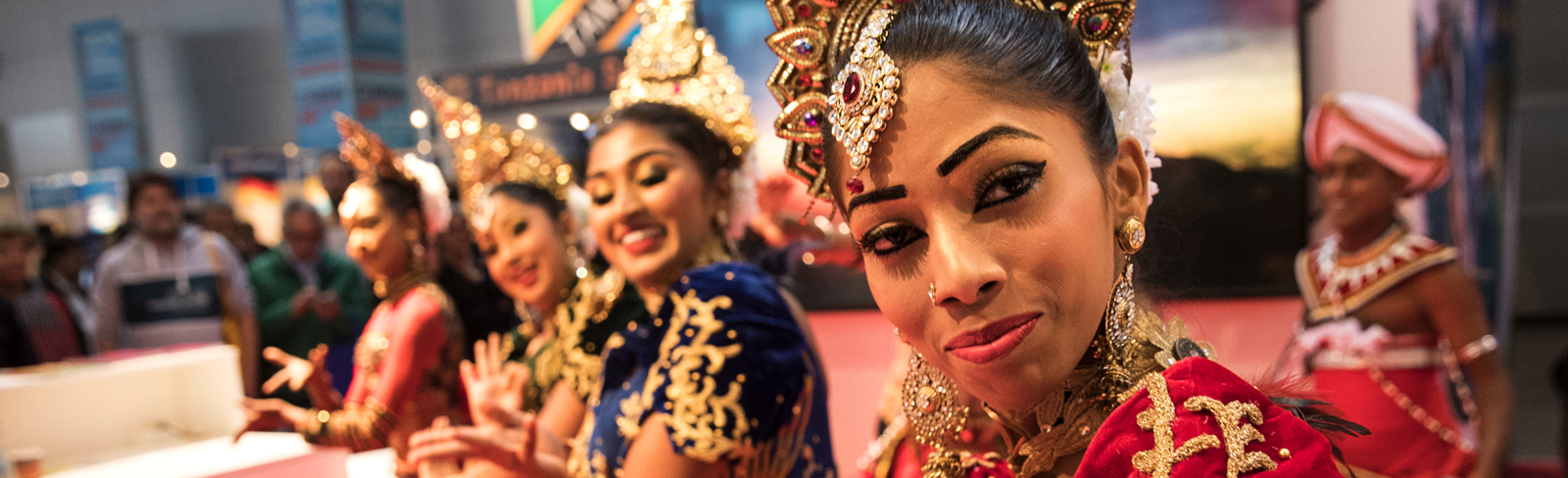 [Translate to English:] Tänzerinnen aus Sri Lanka