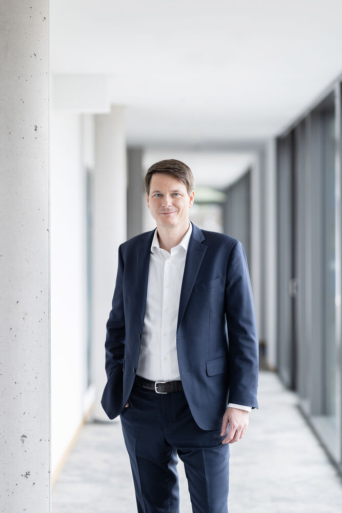 SICK extends contract of CFO